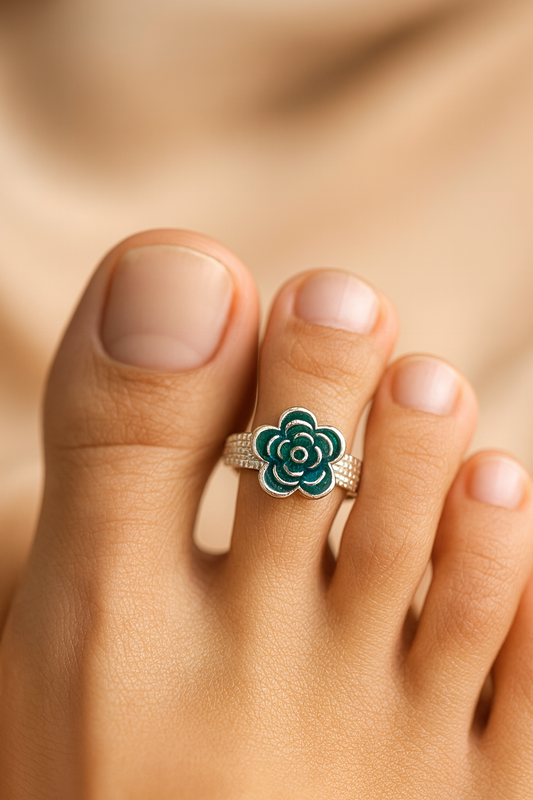 AquaBloom Silver Toe Ring