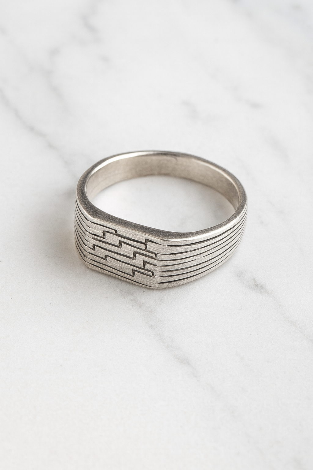 Titan Line Ring | 92.5 Silver