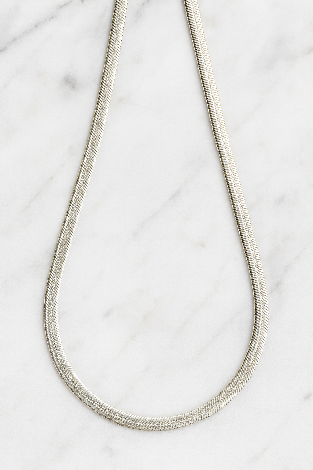 Sleek Flow Silver Chain