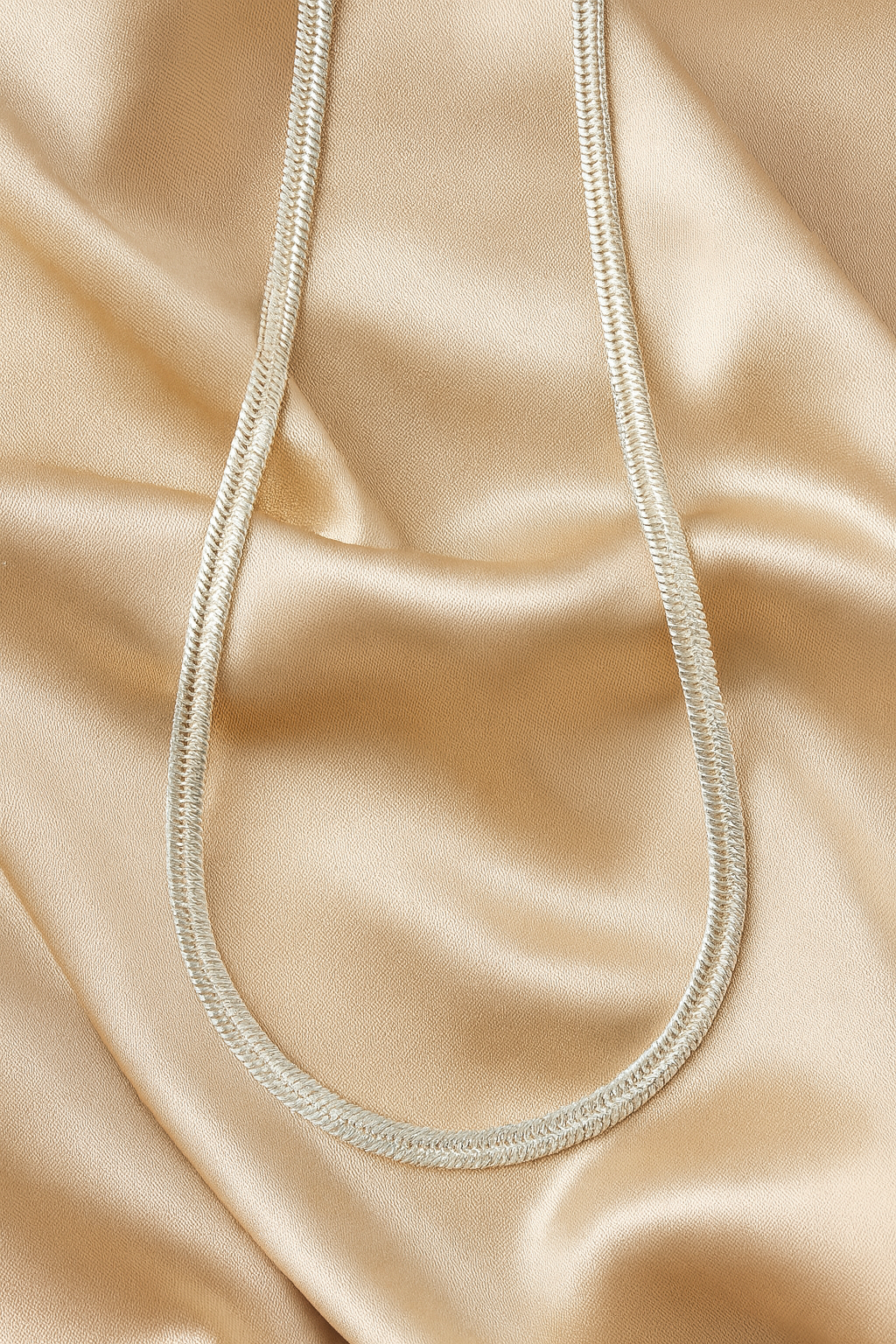 Sleek Flow Silver Chain