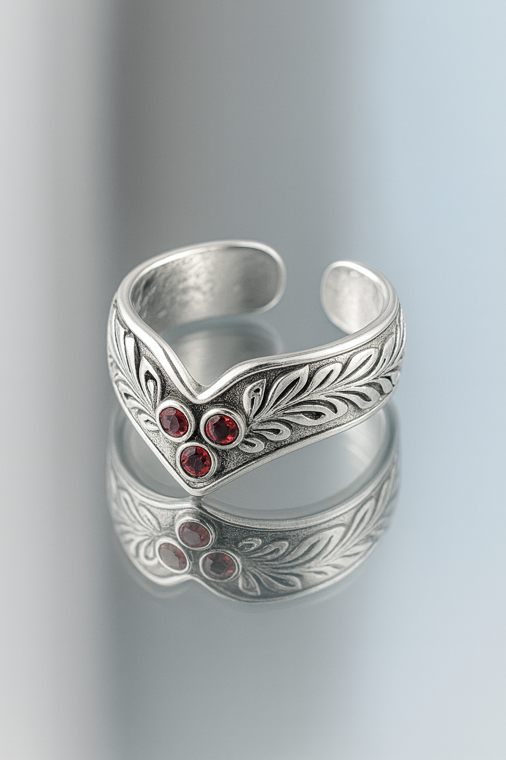 Ruby Leaf Silver Toe Ring