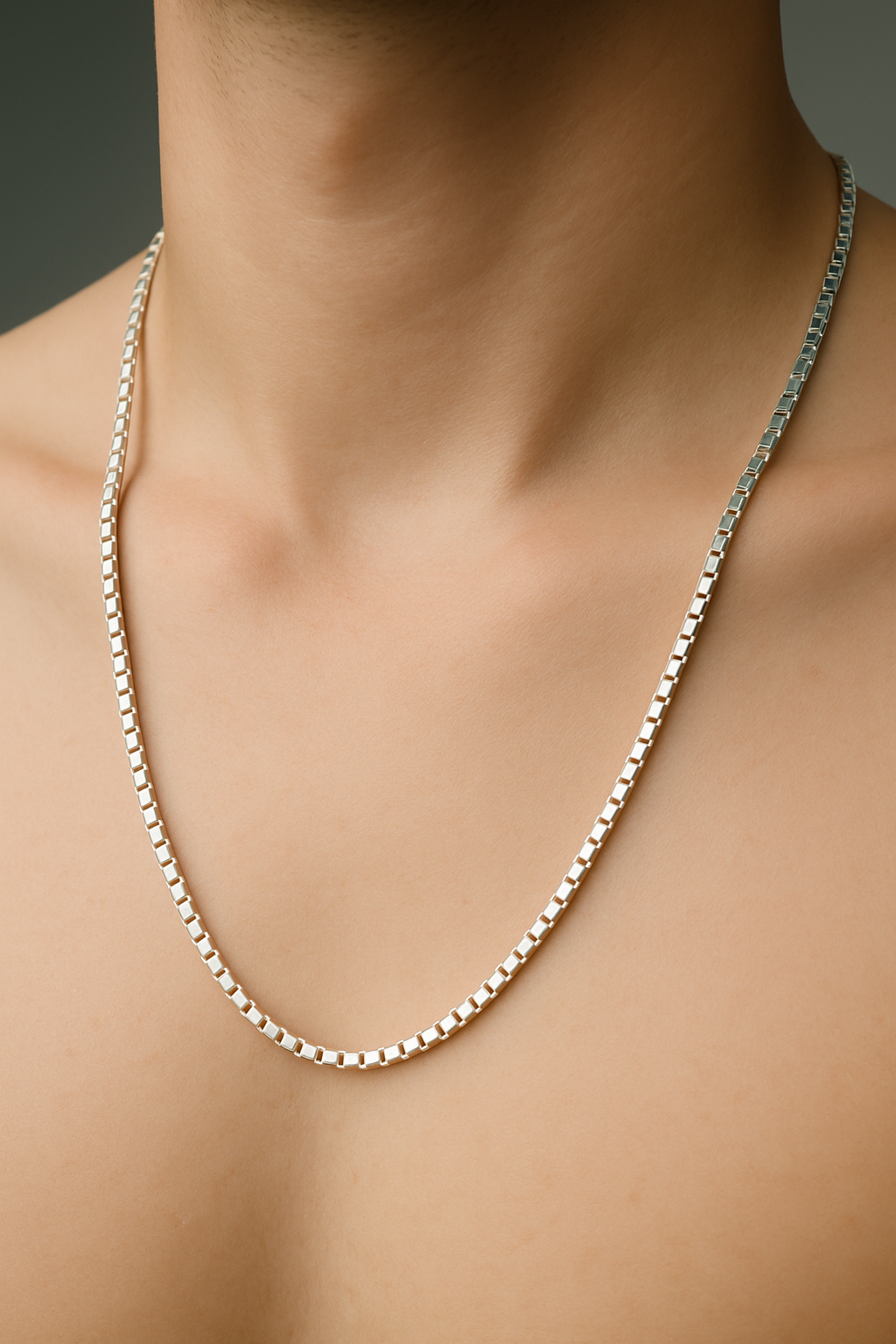 Aura Silver Box Chain