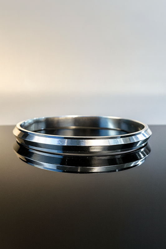 Regal Edge Silver Kada (2*6)