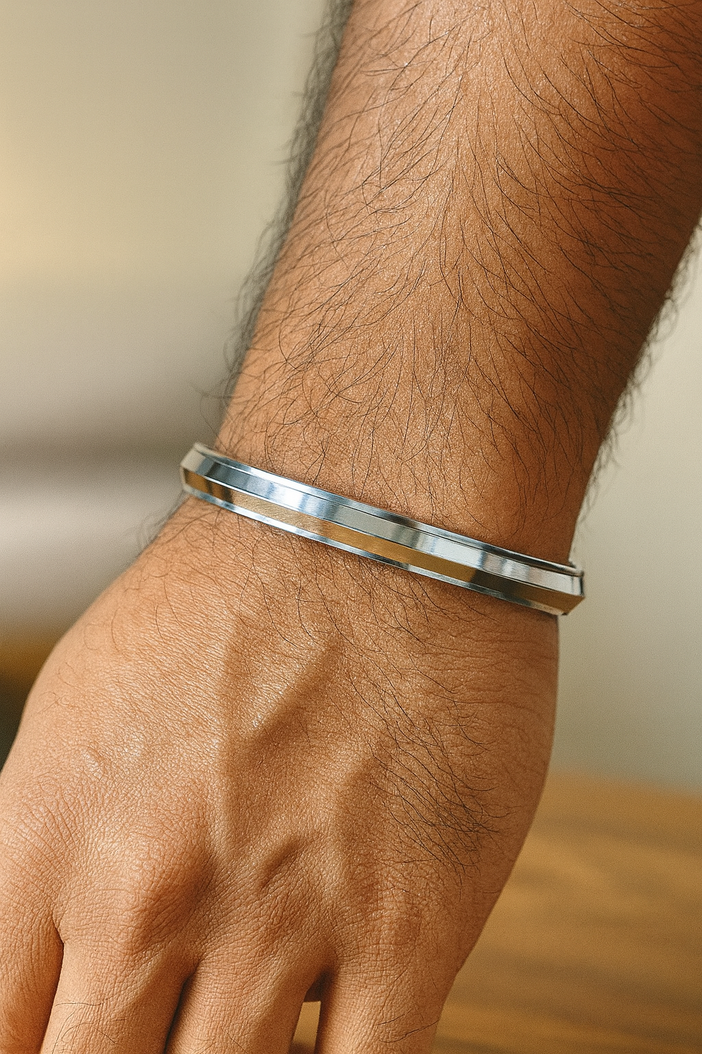 Regal Edge Silver Kada (2*6)