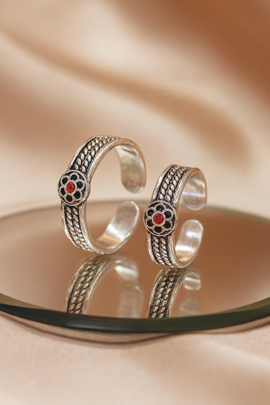 Shagun Bloom Silver Toe Ring